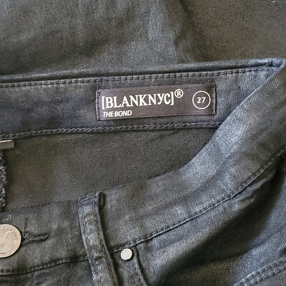 Blank NYC The Bond Black Coated Skinny Jeans Size 27